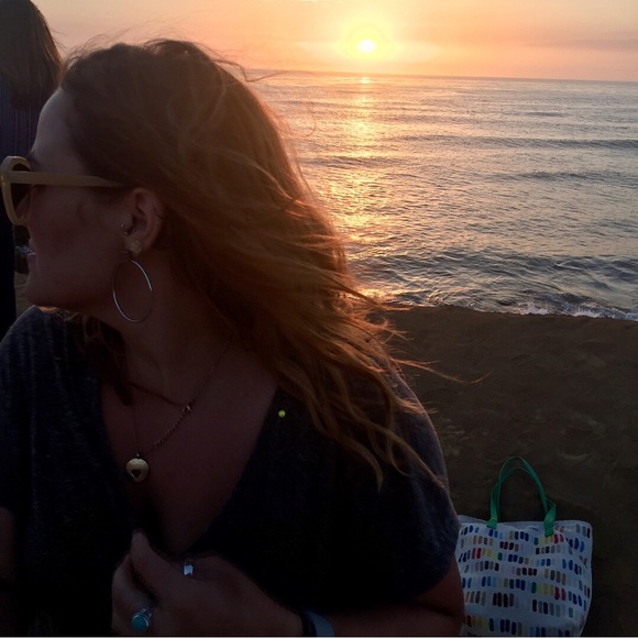 Meet Your Posher - Picture 4 of 13